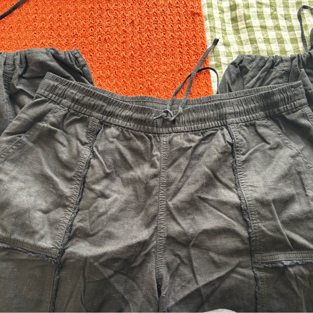 Linen-blend Black Elastic Waist and Ankle Pants